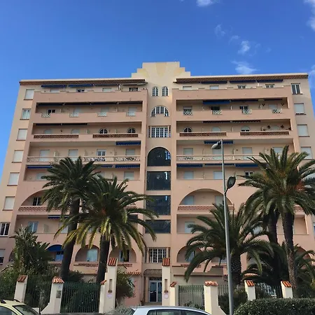 Amazing View Port And Garage Apartamento