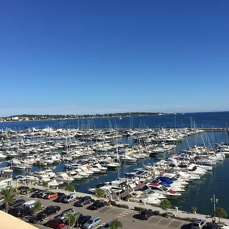 Amazing View Port And Garage *